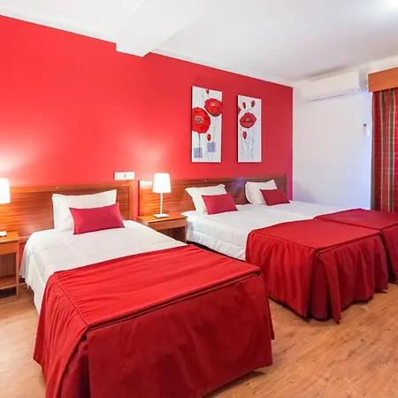 Cristo Rei - Hotel 2*